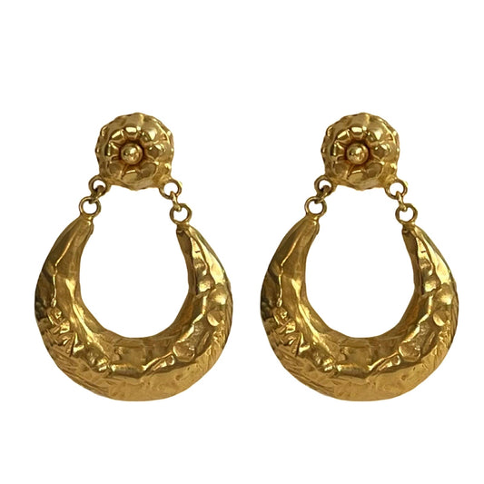 Crescent stud gold