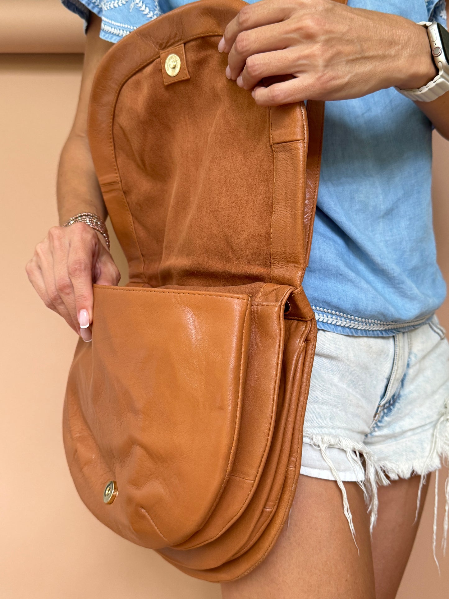 Quilted saddle bag  -Tan